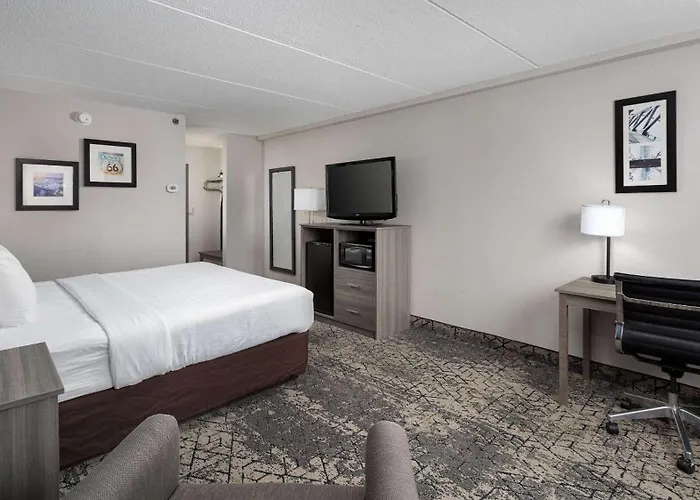 Clarion & Convention Center 3* Joliet