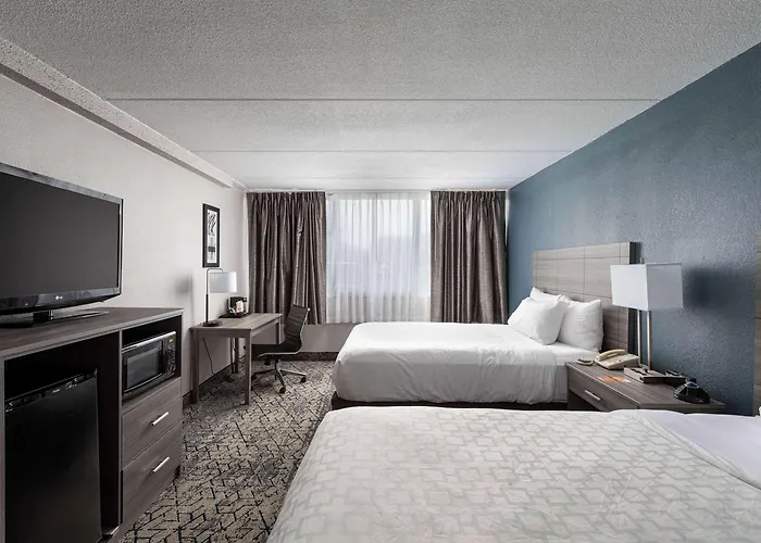 Clarion & Convention Center Joliet