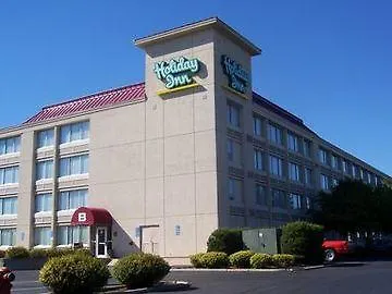 Clarion & Convention Center 3*