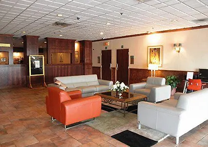 Clarion & Convention Center Hotel
